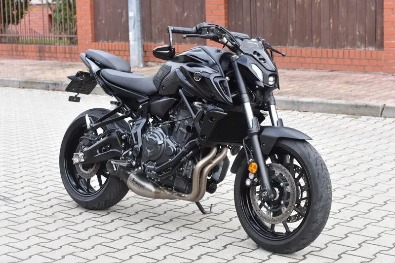 Yamaha MT YAMAHA MT 07 kompletny Akrapovic 2022r REJ PL na KAT A2 35 kW Okazja