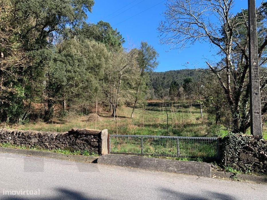 Terreno com PIP aprovado em Orbacém - Caminha