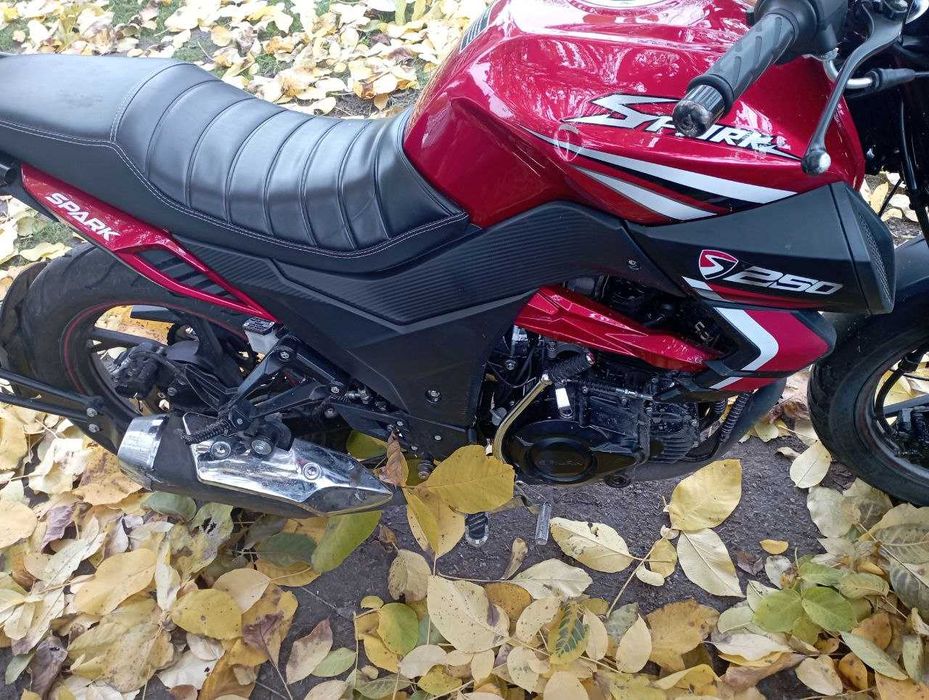 Продам Spark 250 r-33