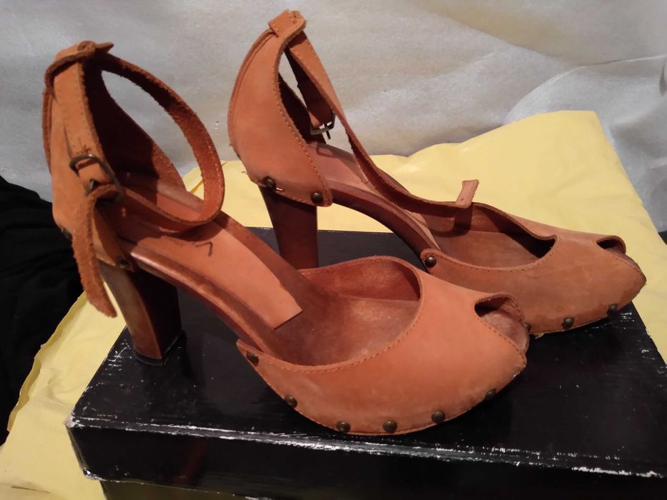 Buty Venezia jak nowe r. 38