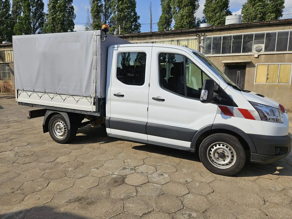 Ford Transit  Ford Transit Doka – idealny do pracy!