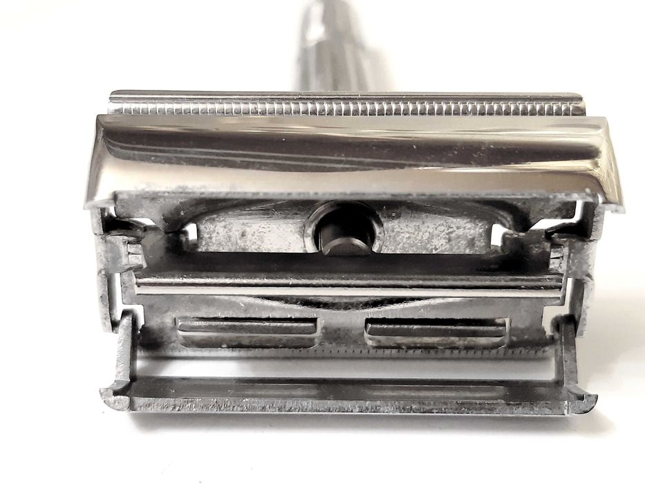 Винтажный Т-образный мужской бритвенный станок из СССР 80-х