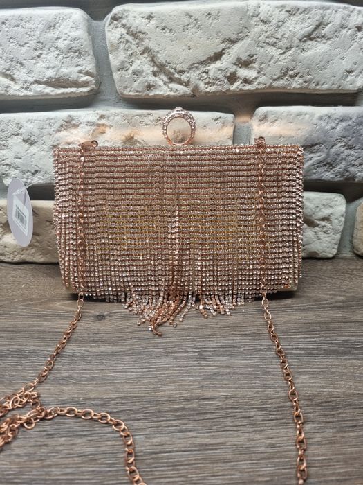 Puzderko z frędzlami różowe złoto