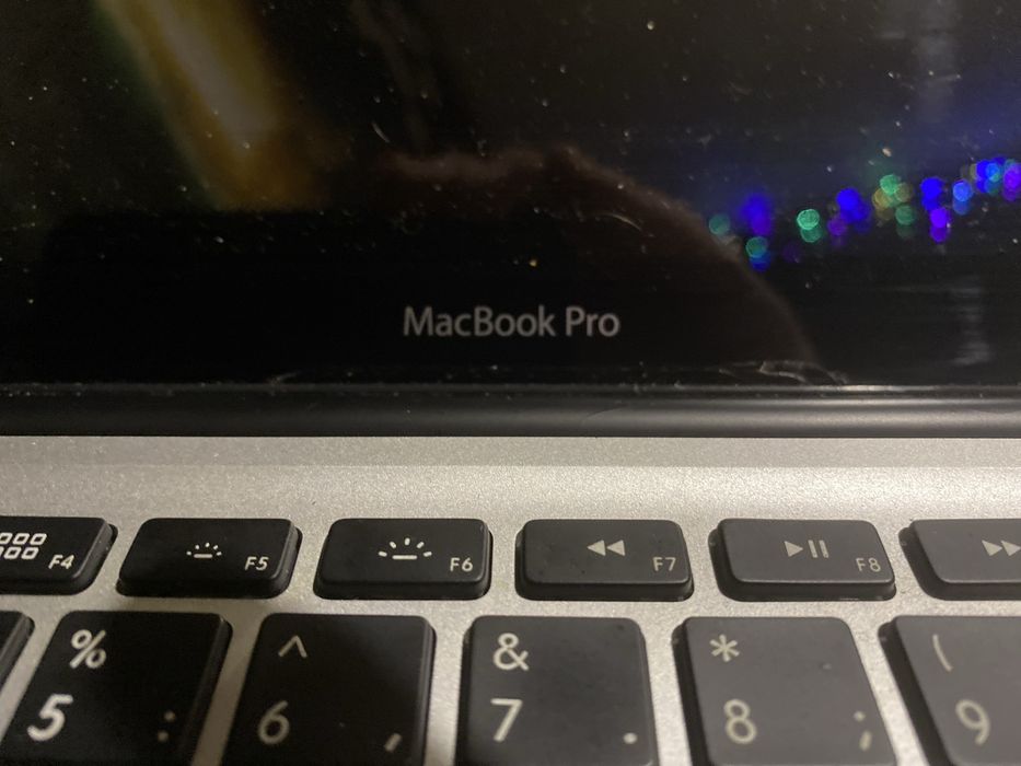 Macbook pro 8.1  2010 A1278 13.3 4 GB