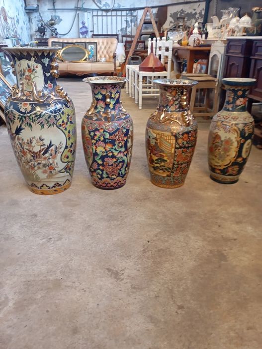 Vendo estes jarrãos muito bonito bom estado