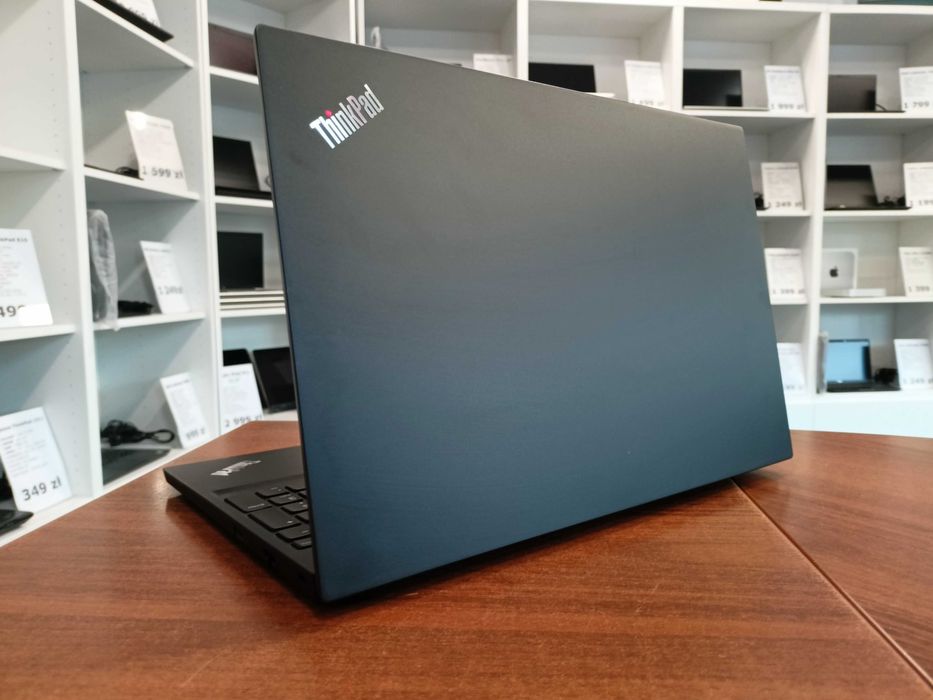 15" Lenovo ThinkPad E15 i5-10gen 16GB 256SSD Klaw Num Win11 Faktura