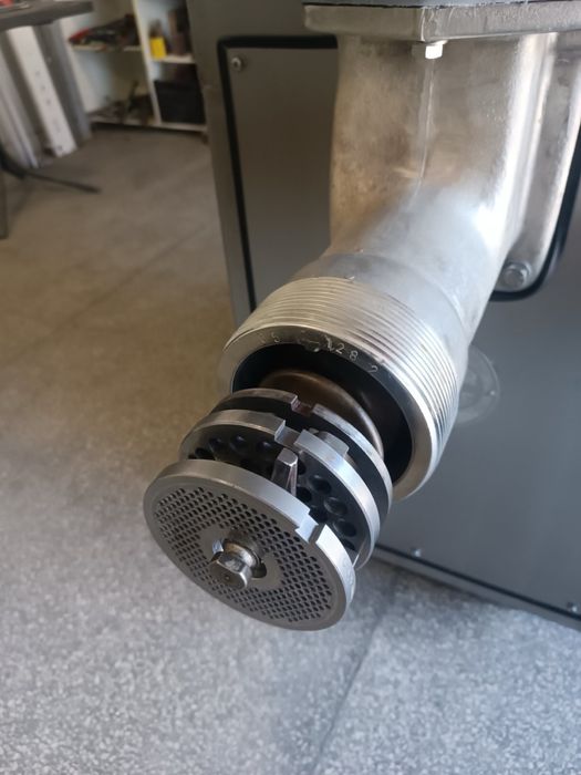 Мʼясорубка Kramer+Grebe Ew-114