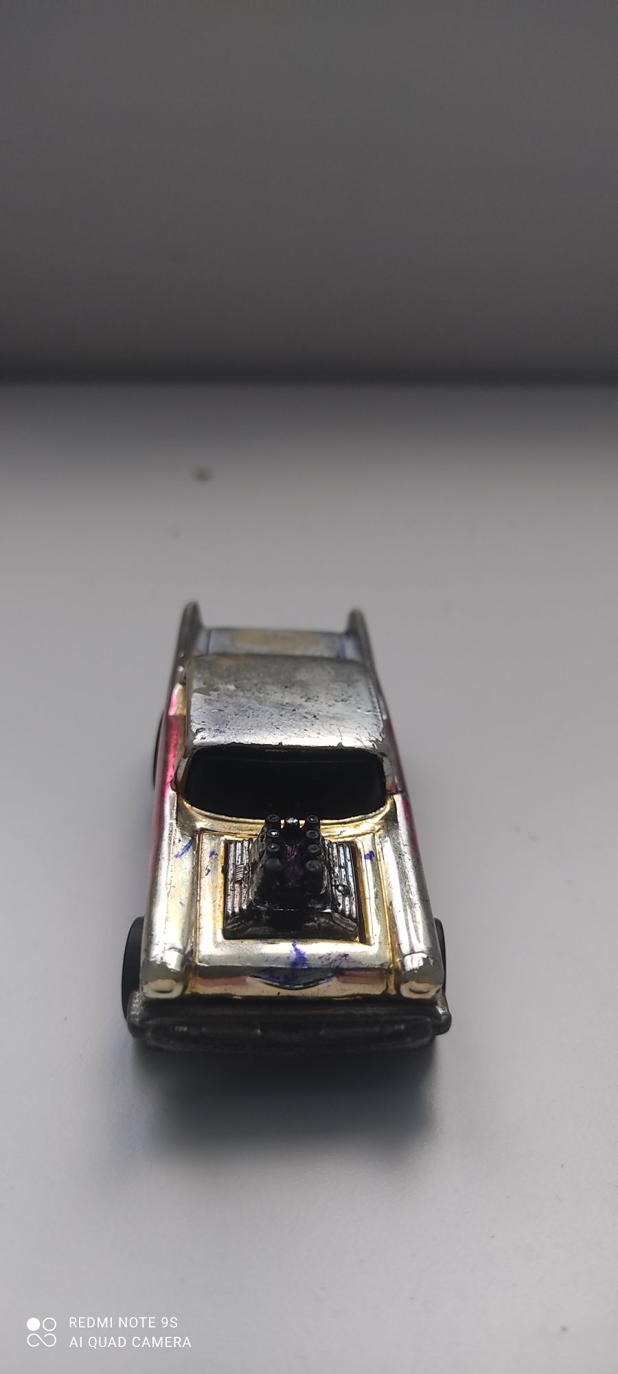 3 Carros hot wheels