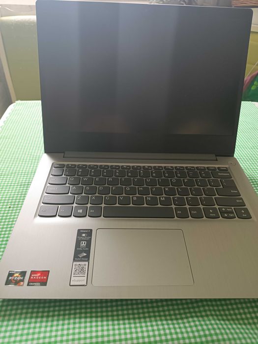 Lenovo IdeaPad 3 - gotowy do użycia!