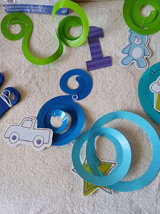 Dekoracja na 1 urodziny Dizzy danglers