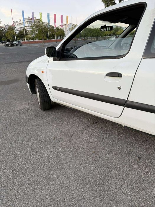 Renault Clio 1.9 Rn