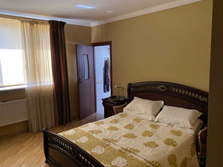 Продаж елітного будинку біля Львова с. Давидів
