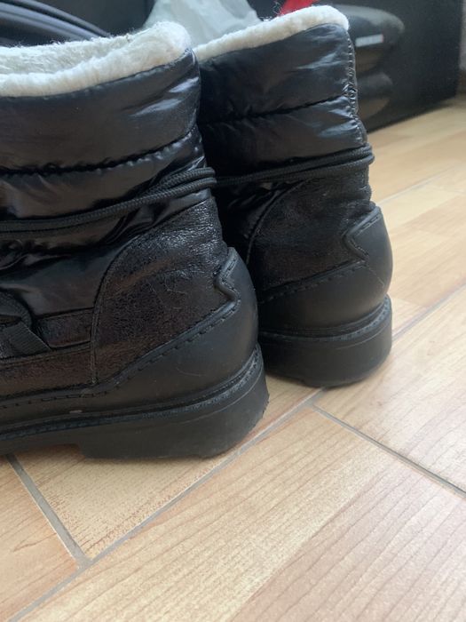Продам дутики. Зимове взуття
