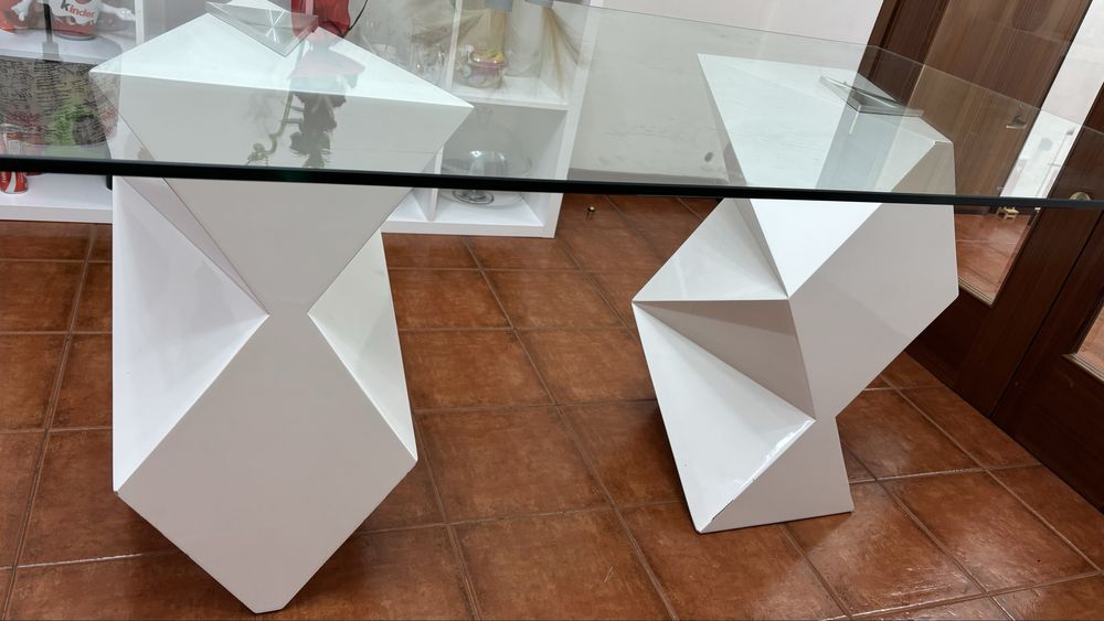 Conjunto mesa jantar com 4 cadeiras