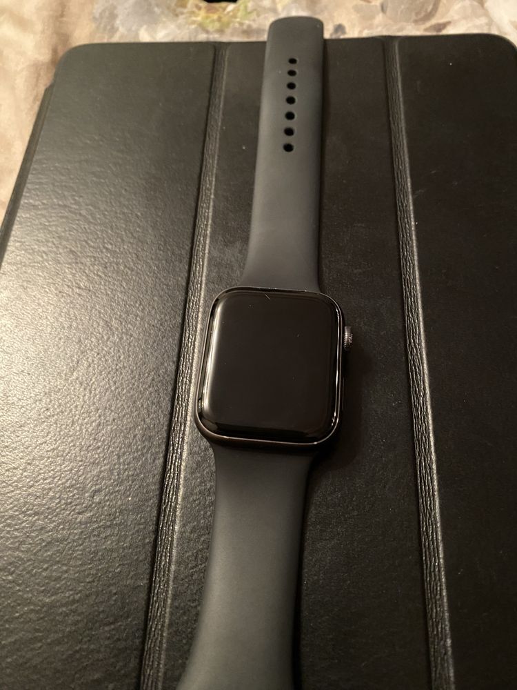 Apple watch5 44мл