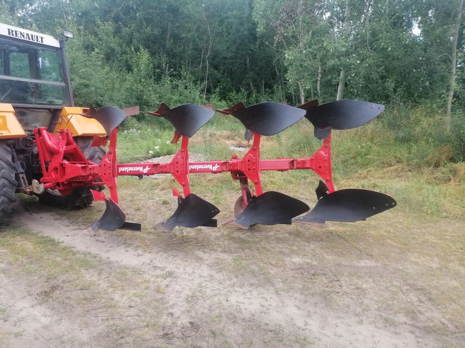 Pług 4 skibowy obrotowy kverneland