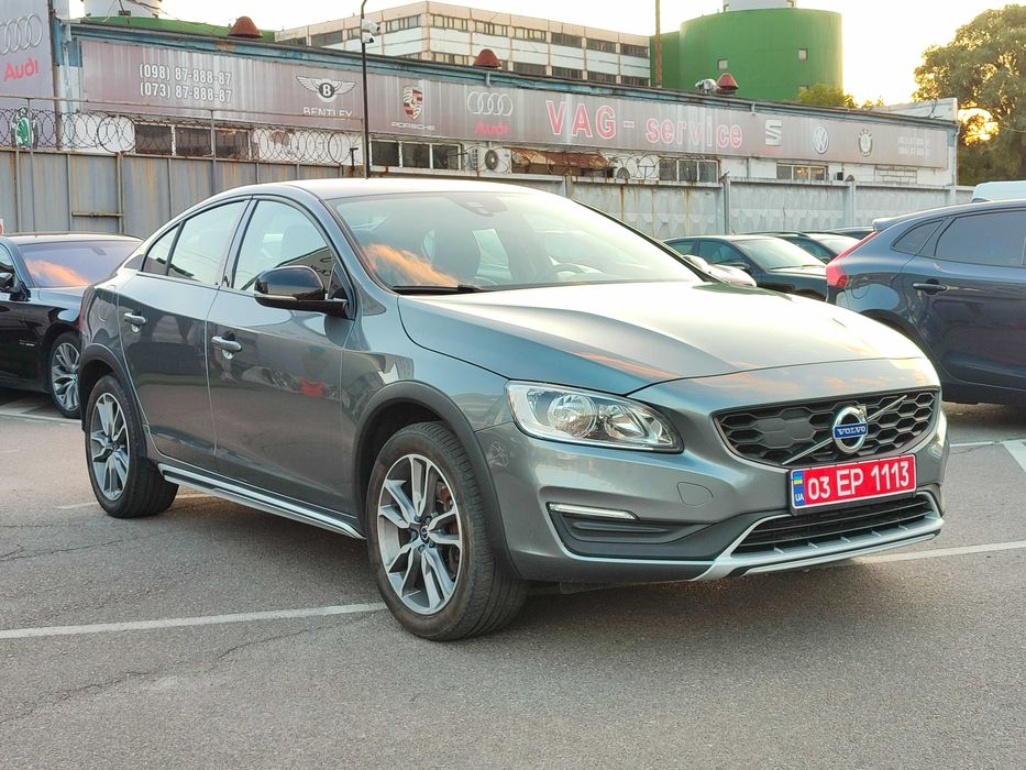 Volvo S60  CROSS COUNTRY 2018 рік, 2,0, дизель, з Італії ВІДЕО