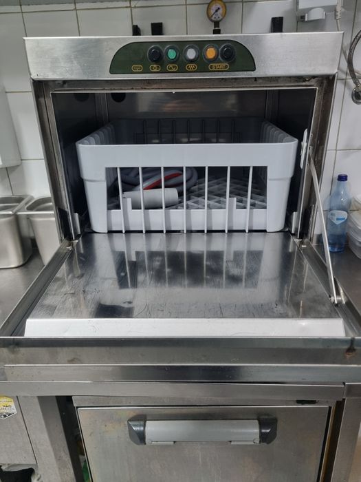 Máquina lavar copos