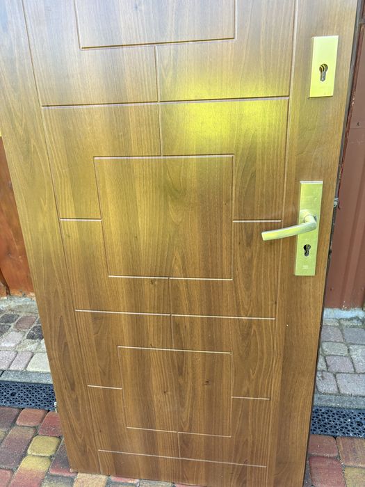 Drzwi zewnetrzne , stalowe , antywlamaniowe
