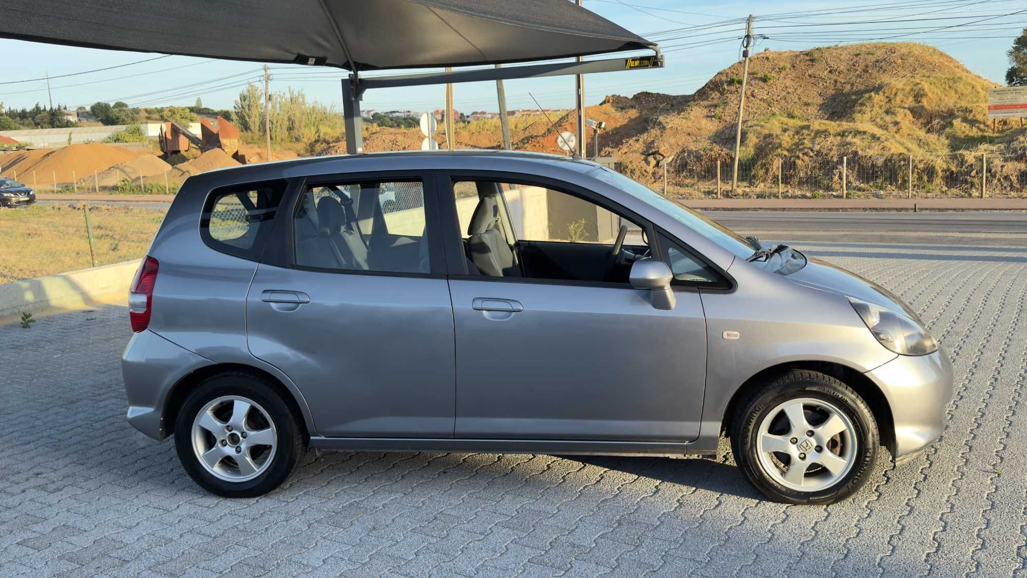 HONDA JAZZ 1.2 2006 1 DONO 72 MIL KM