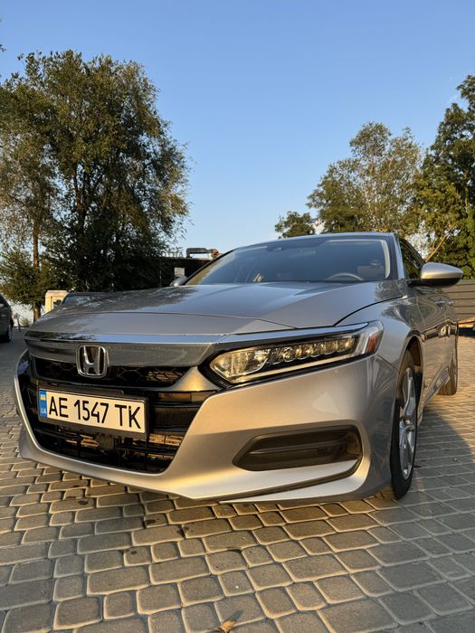 Продам Honda Accord 2020