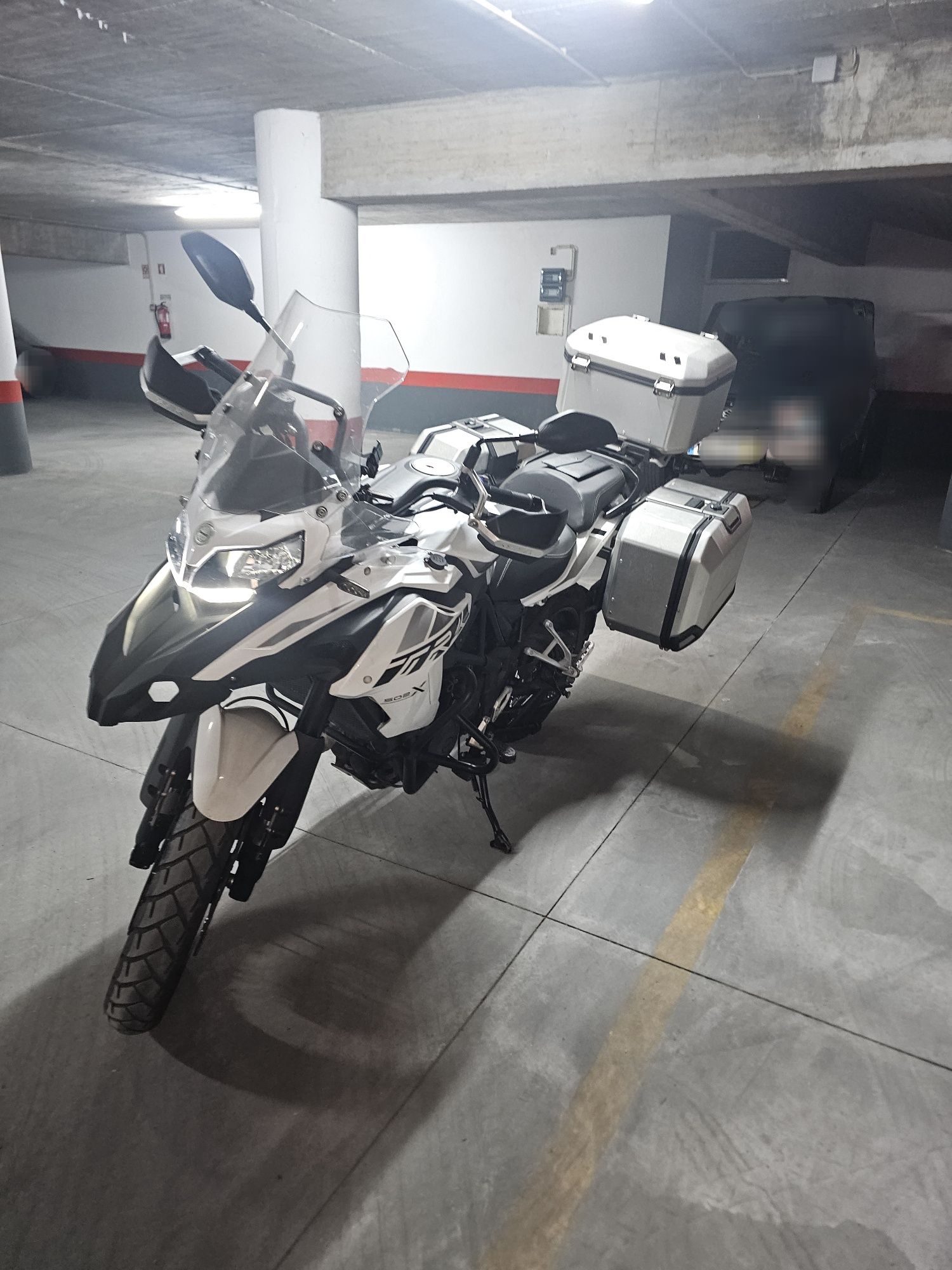 Benelli TRK 502 X (12/2022) — 3 Malas Shad Cromadas + Suportes — 14 23