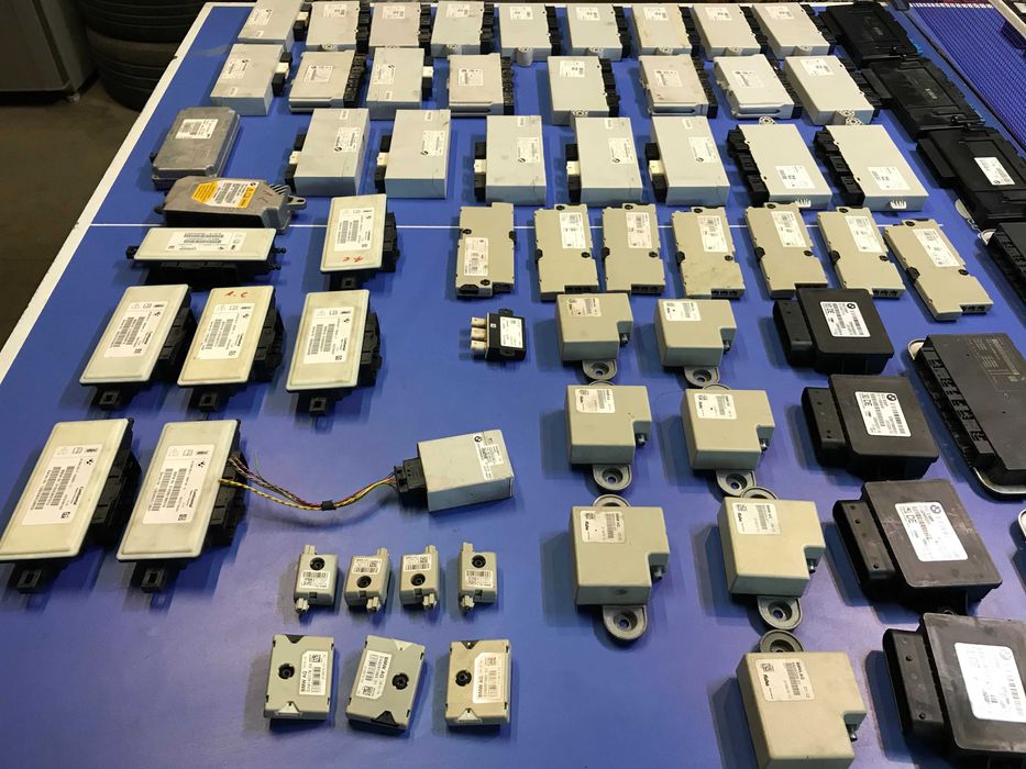 Датчик удара BMW F10 535 Любая Электрика BMW F10 535 Америка F10 535