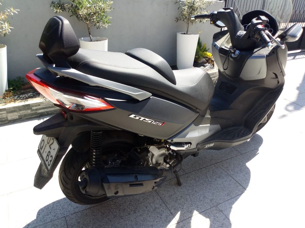 Sym 125 gts 2400km 2015
