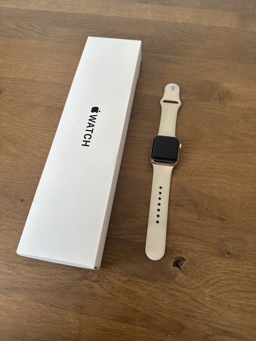 Zegarek Apple Watch SE