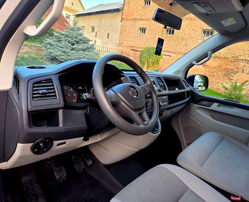 Volkswagen Transporter T6 2016