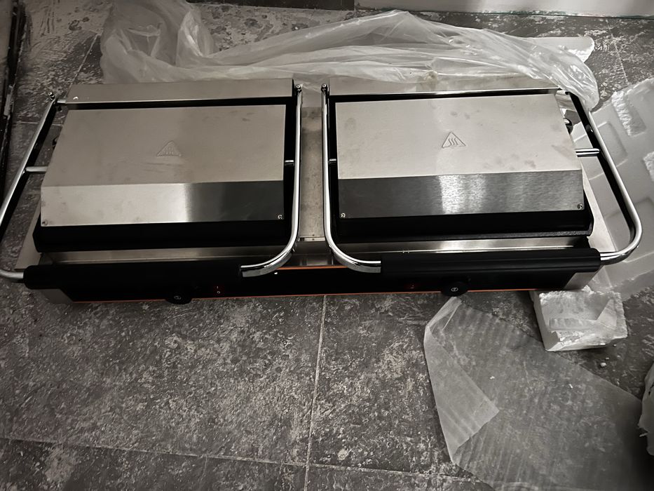 Подвійний електричний контактний гриль HEG-813E, 4.4 кВт — НОВИЙ