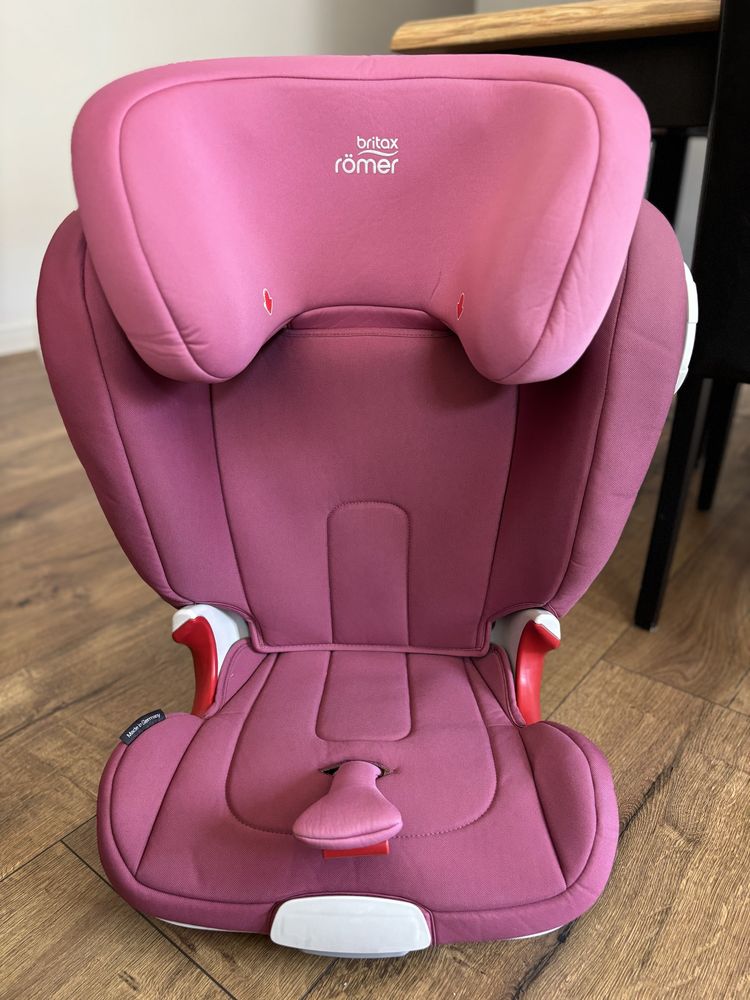 Britax RÖMER KIDFIX II różowy 15-36kg