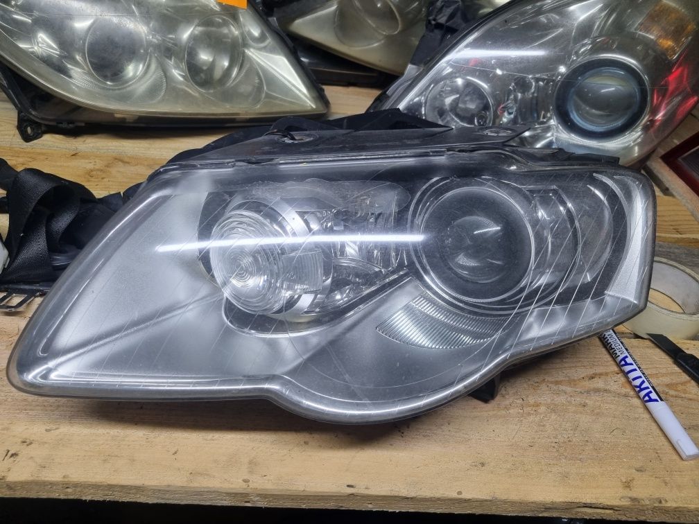 Xenon passat B6 lewy przod