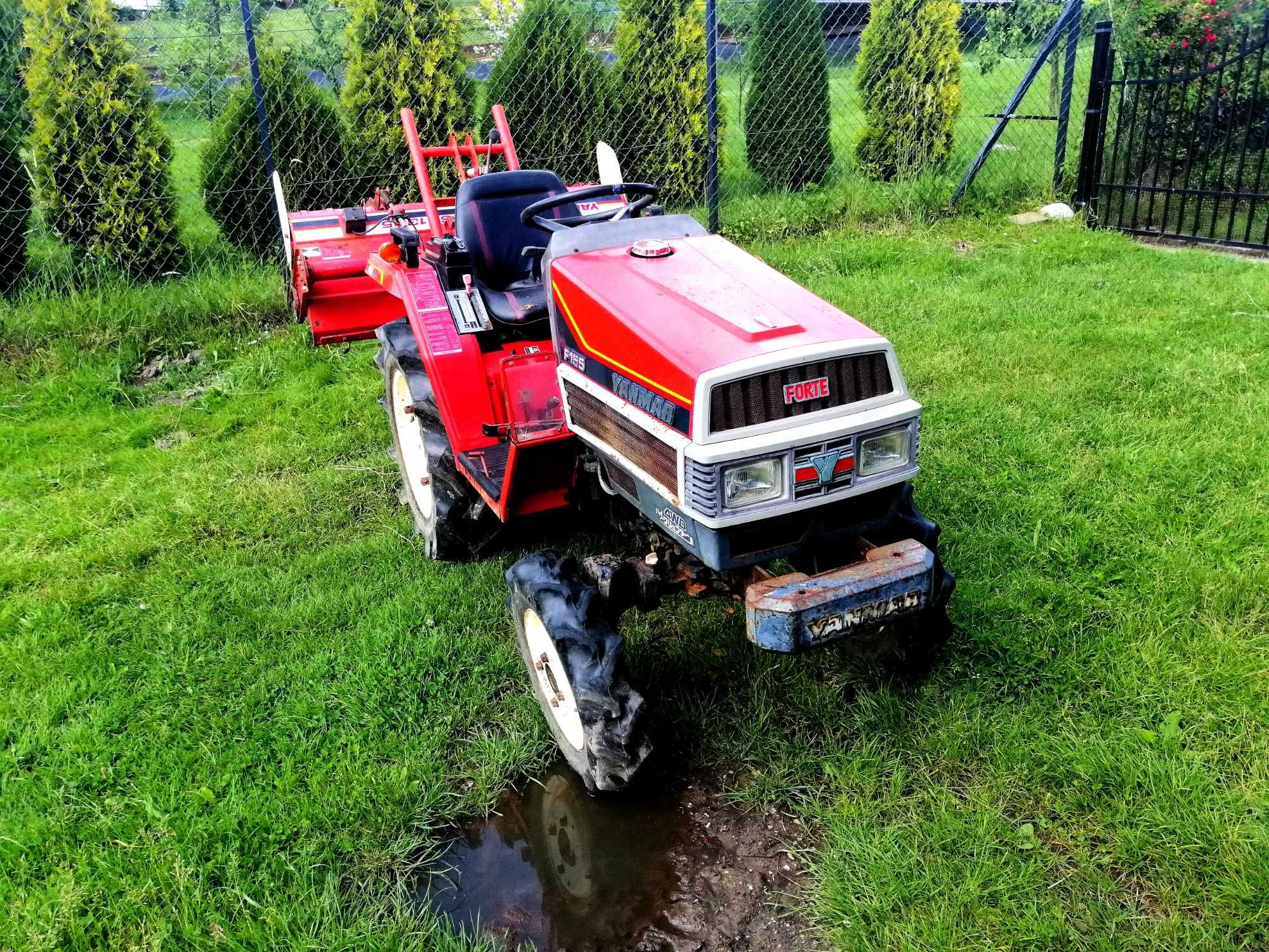 Japońsk Traktorek Yanmar F155