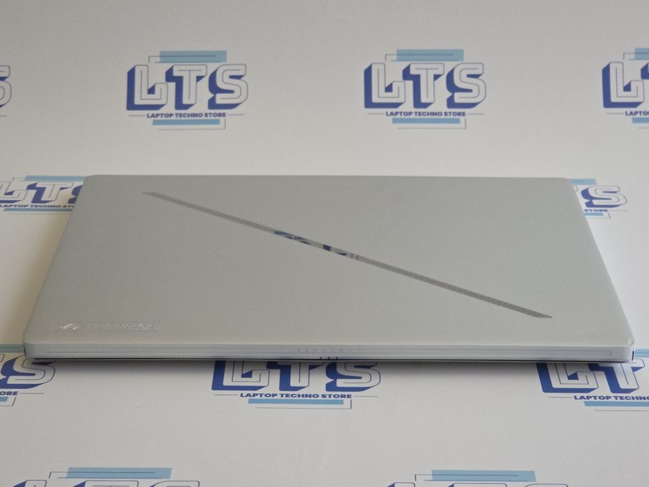 Asus rog zephyrus G16 2.5k OLED 240hz R9/ram16/ssd-1Tb rtx4060