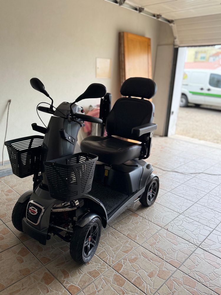 Scooter Stannah Master