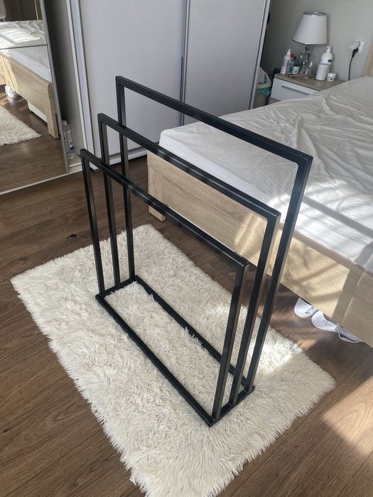 Stojak na ręczniki LOFT