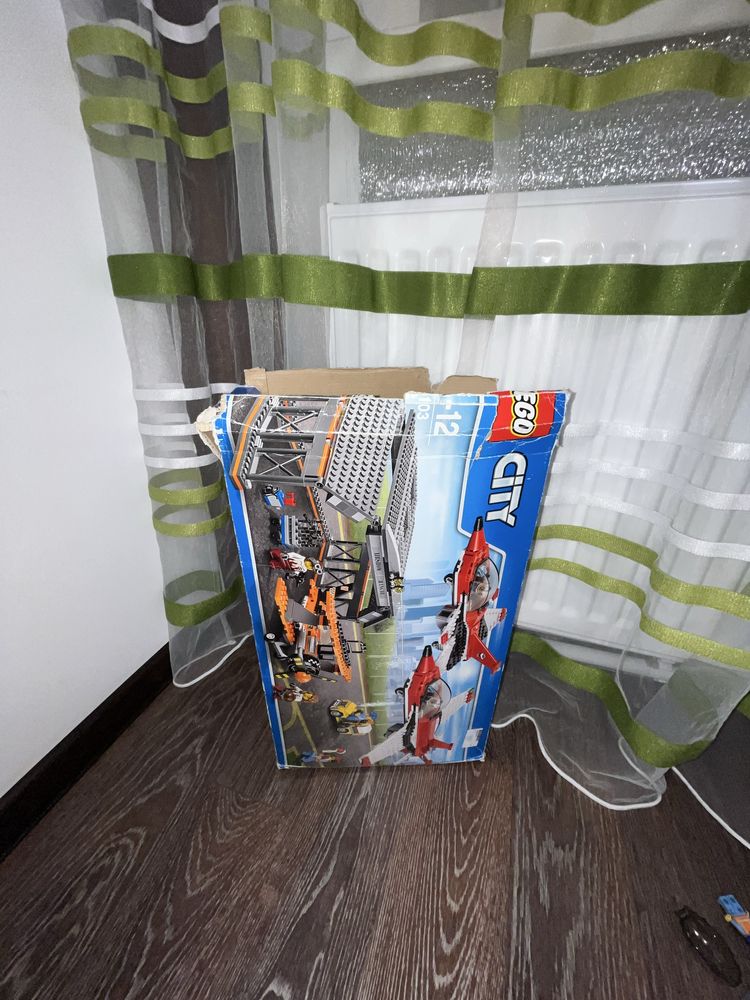 LEGO City Авіашоу в аеропорту