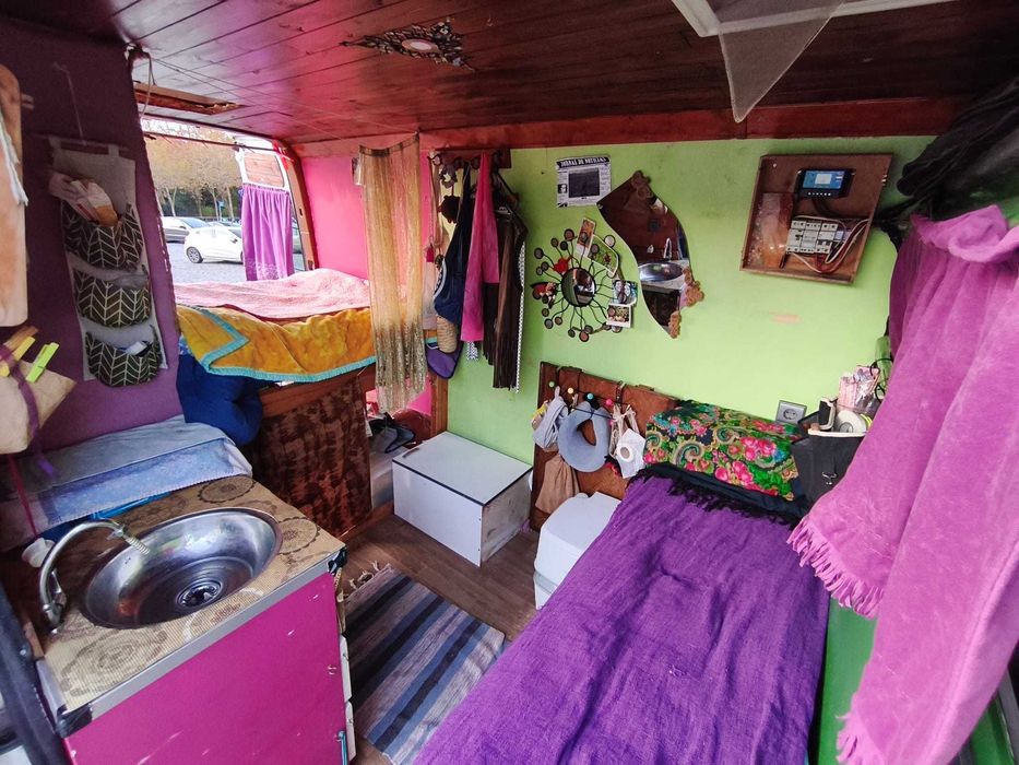 Vendo Campervan Renault Master legalizada espaço dormitório