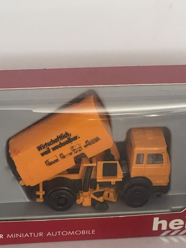 Camião Iveco da Herpa escala H0