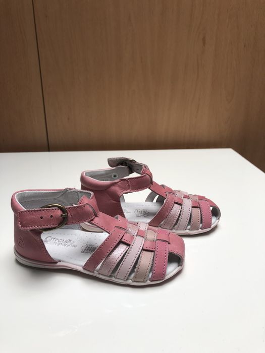 Sandalias crianca 24