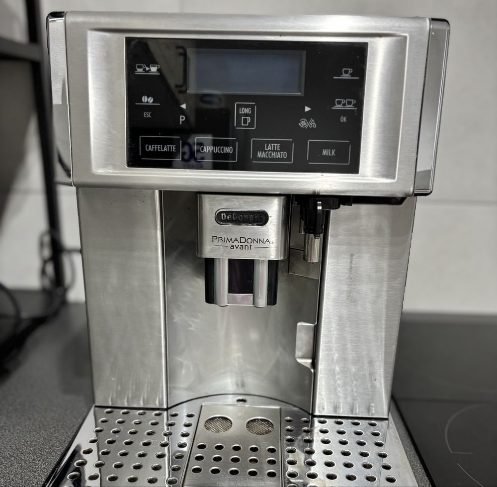 Ekspres do kawy DeLonghi PrimaDonna Avant