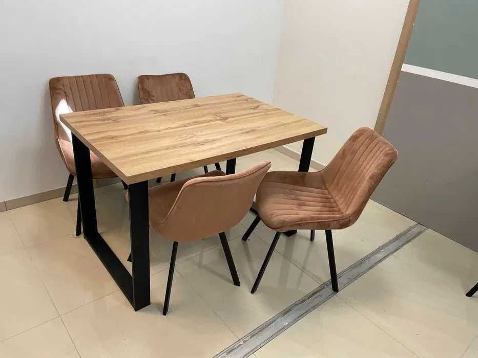 (161) Stół na metalowych nogach + 4 krzesła, nowe 1250 zł