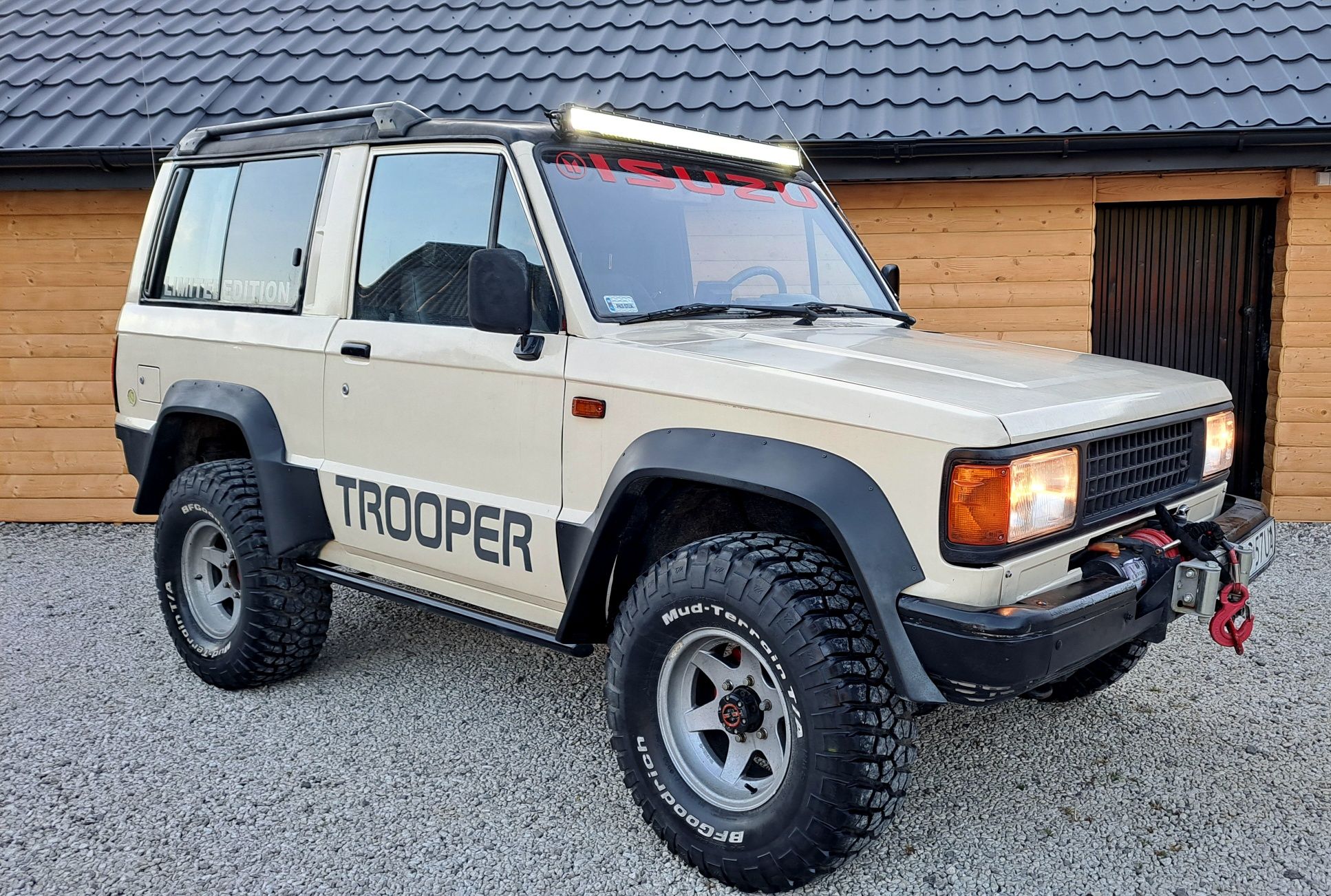 Jedyny taki Trooper 2.6 120KM Krótki 3 Drzwi Zdrowy Hit Okazja!!!