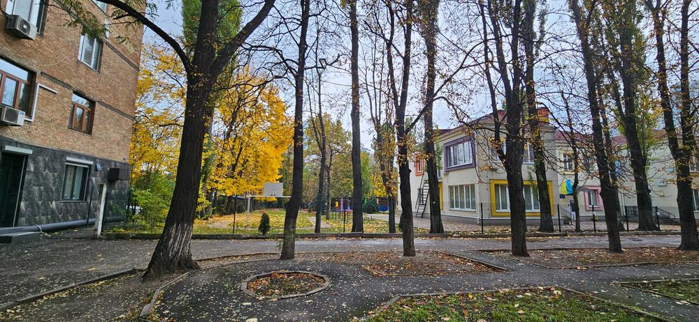 2 кімнатна 59м метро Звіренецька 3хв Міхновського 20 Дружби Народів