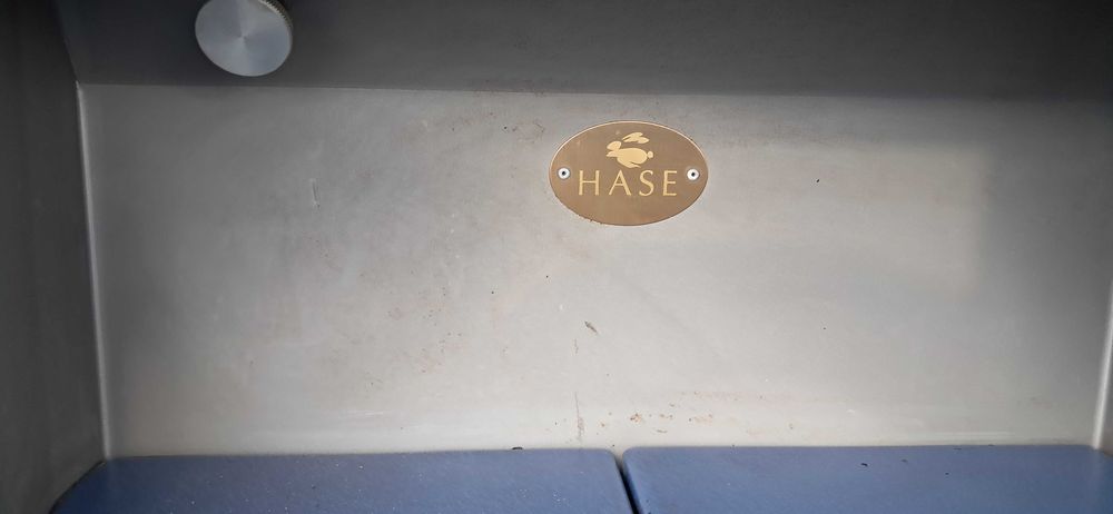 Kominek wolnostojący do opalania drewnem