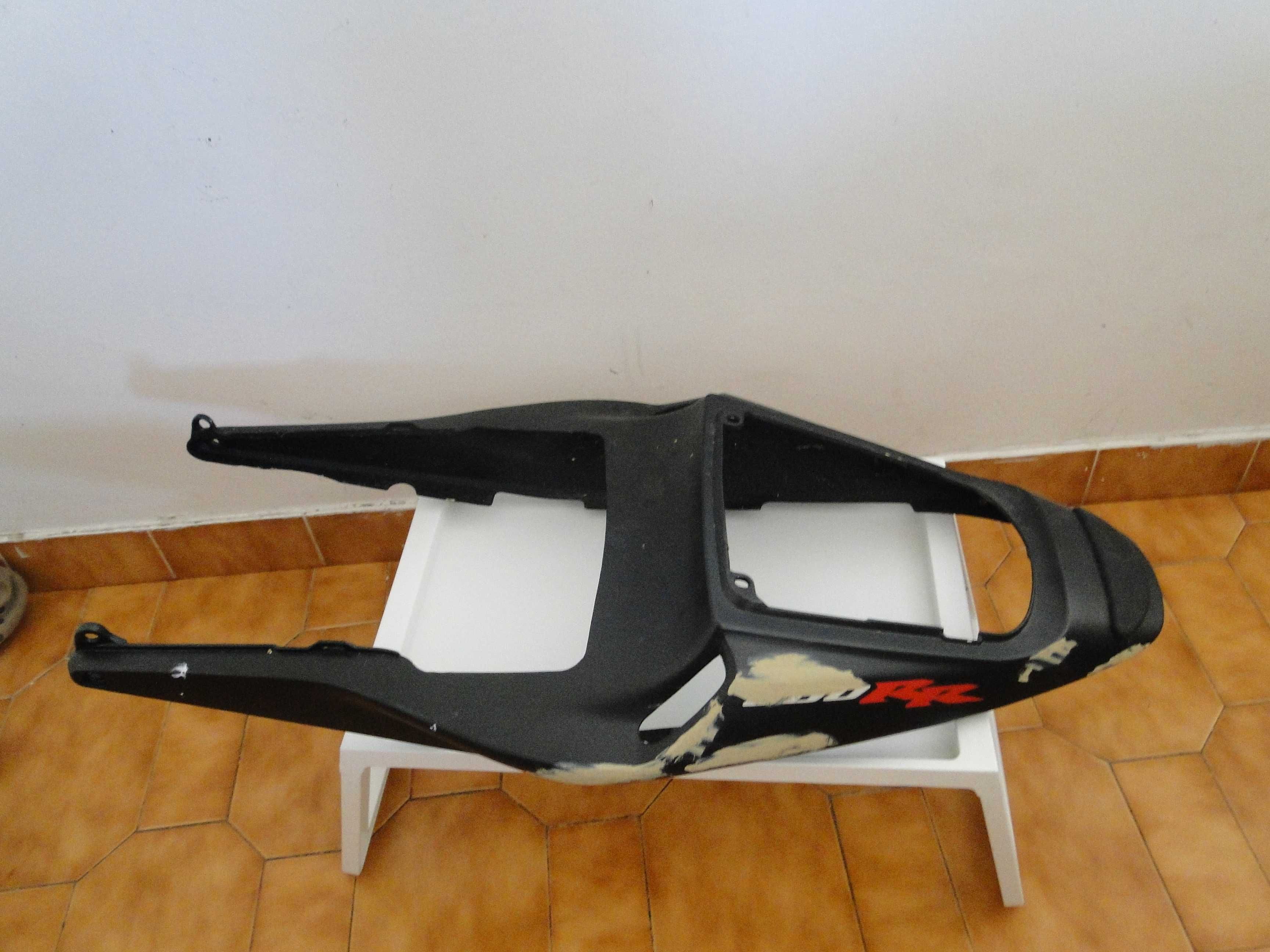 Carenagem Usada para Honda CBR 600 – Excelente Oportunidade!