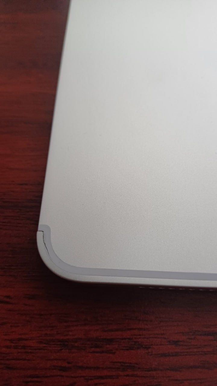 ПІД ВІДНОВЛЕННЯ Apple iPad Air 2020 Silver 10,9"  WiFi+Cellular A2072