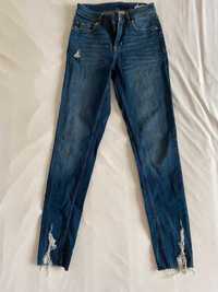 Jeansy H&M z przetarciami rozmiar  XS / 34 / 6