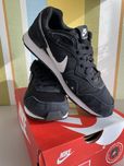 Кросівки nike орігінал 24,5 см 38